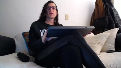 Violeta Gmez online show from December 22, 2024, 1:33 pm