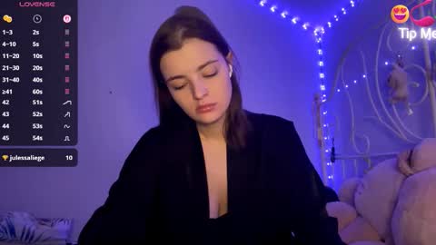 Eva online show from February 9, 2026, 5:39 pm