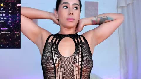 Snapshot of violetasotter chatting on January 18, 2025, 12:26 pm Violeta online show from January 18, 2025, 12:26 pm