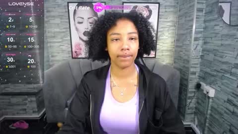 violeth_b online show from October 1, 2025, 12:44 pm