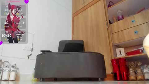 VIOLETA MONTANA online show from October 25, 2025, 9:39 am