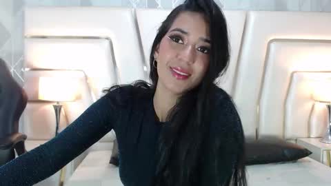 violetpons online show from November 1, 2025, 7:49 pm