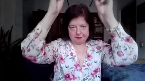 violetpulse online show from April 16, 2026, 2:29 pm