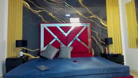 Violet Rose online show from January 12, 2026, 12:05 am