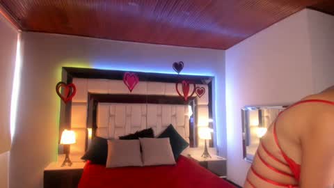 violetskinny online show from February 14, 2025, 6:19 pm