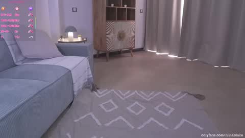 Ig violett bray online show from March 11, 2026, 4:02 pm