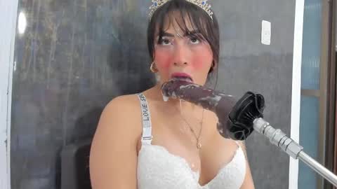 Violett online show from September 25, 2025, 12:47 am