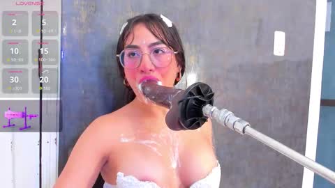 Violett online show from October 10, 2025, 8:02 am