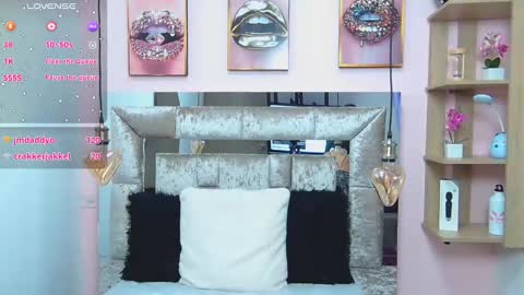 Violeta froz online show from January 11, 2025, 7:59 pm