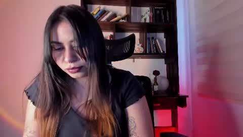 Violeta online show from June 25, 2026, 9:52 pm