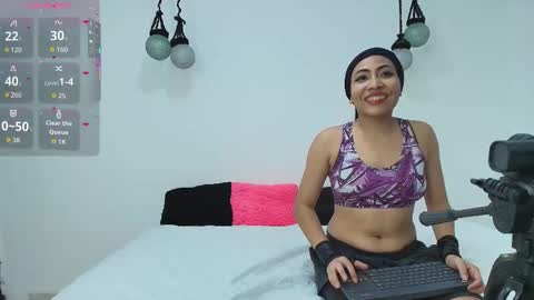 violett_the_bitch online show from September 18, 2025, 2:35 am
