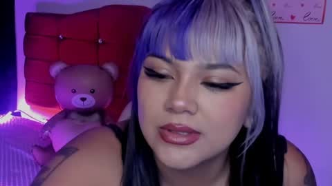  VIOLETT online show from May 8, 2026, 5:57 am