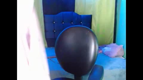 violetta_dreams online show from March 1, 2026, 1:07 am