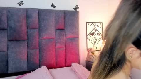 Violetta Ficher online show from December 15, 2025, 2:16 am