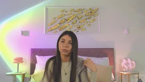 Snapshot of violetta_finch chatting on September 17, 2025, 10:06 am violetta_finch online show from September 17, 2025, 10:06 am