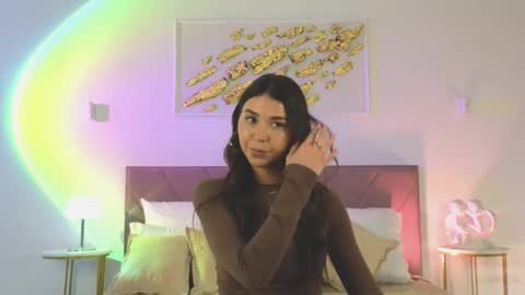 Snapshot of violetta_finch chatting on October 2, 2025, 10:33 am violetta_finch online show from October 2, 2025, 10:33 am