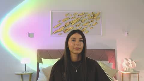 Snapshot of violetta_finch chatting on October 4, 2025, 8:23 am violetta_finch online show from October 4, 2025, 8:23 am