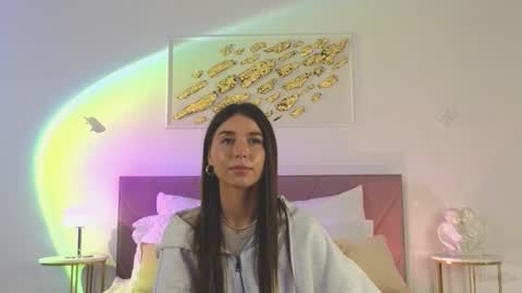 violetta_finch online show from November 7, 2025, 9:53 am