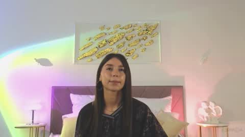 violetta_finch online show from November 27, 2025, 10:28 am