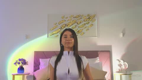 violetta_finch online show from April 10, 2026, 10:20 am