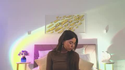 violetta_finch online show from April 21, 2026, 9:48 am