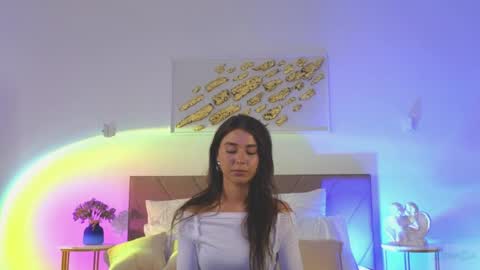 Snapshot of violetta_finch chatting on May 10, 2026, 10:31 am violetta_finch online show from May 10, 2026, 10:31 am