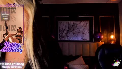 Snapshot of violetta_nur chatting on December 16, 2024, 5:06 am Violetta nur online show from December 16, 2024, 5:06 am