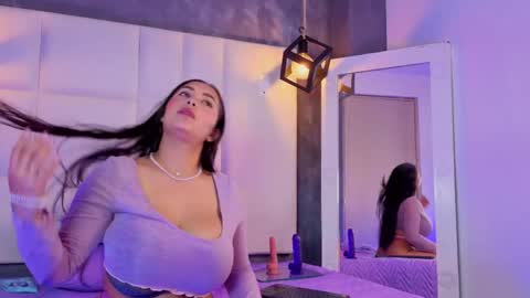 Snapshot of violetta_rose_ chatting on April 29, 2026, 11:44 pm violetta online show from April 29, 2026, 11:44 pm