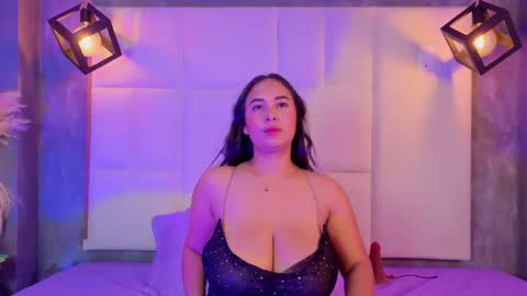 Snapshot of violetta_rose_ chatting on August 1, 2026, 10:52 pm violetta online show from August 1, 2026, 10:52 pm