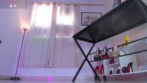 CALL ME TATIANA online show from September 17, 2025, 2:52 pm