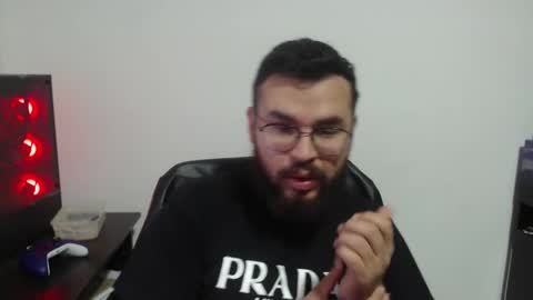 Snapshot of violettouse chatting on March 22, 2026, 1:20 am Jhon online show from March 22, 2026, 1:20 am