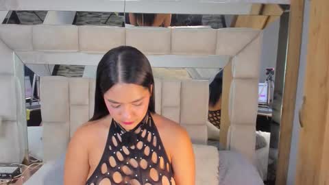 VIOLET online show from March 13, 2026, 7:31 pm