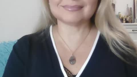 Vionerra online show from November 18, 2025, 4:11 pm