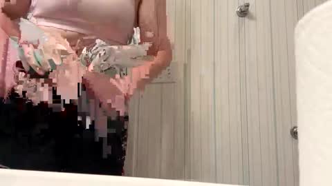 Snapshot of viper24254 chatting on November 28, 2025, 4:31 pm viper24254 online show from November 28, 2025, 4:31 pm