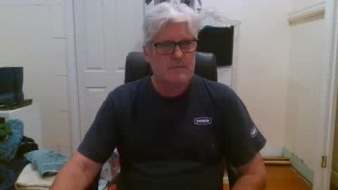 viper654321 online show from December 4, 2024, 8:01 am