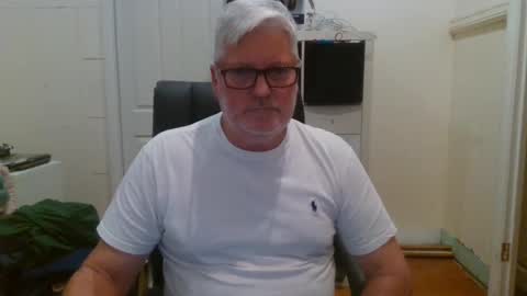 viper654321 online show from February 16, 2025, 8:10 am