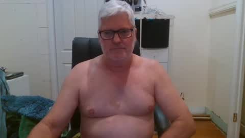 viper654321 online show from February 24, 2025, 8:17 am