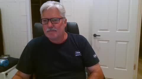 viper654321 online show from October 15, 2025, 8:03 am