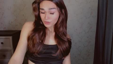 Snapshot of virgenpearl chatting on July 14, 2026, 2:16 am Pearl online show from July 14, 2026, 2:16 am