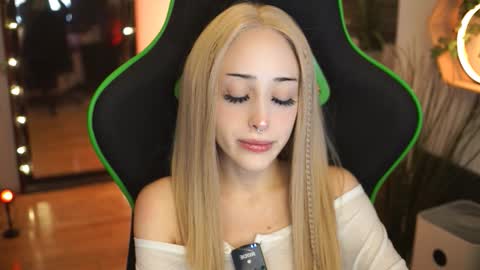 virtualexis online show from November 30, 2025, 10:47 pm