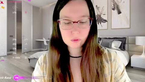 Victoria Romans online show from February 15, 2026, 11:08 am