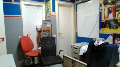 vitecerdako online show from April 13, 2026, 9:09 pm