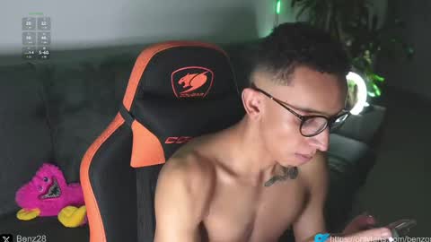 VITO BENZ online show from February 14, 2025, 11:20 pm