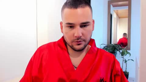 Snapshot of vito_ferrero chatting on February 16, 2025, 12:21 pm Vito Ferrer online show from February 16, 2025, 12:21 pm