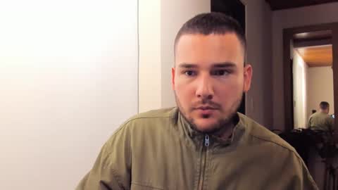 Snapshot of vito_ferrero chatting on February 20, 2025, 12:30 am Vito Ferrer online show from February 20, 2025, 12:30 am