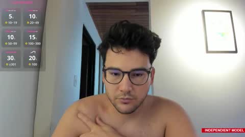 Snapshot of vito_ferrero chatting on September 15, 2025, 11:43 am Vito Ferrer online show from September 15, 2025, 11:43 am