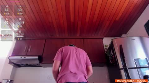 Snapshot of vito_ferrero chatting on October 25, 2025, 3:29 pm Vito Ferrer online show from October 25, 2025, 3:29 pm