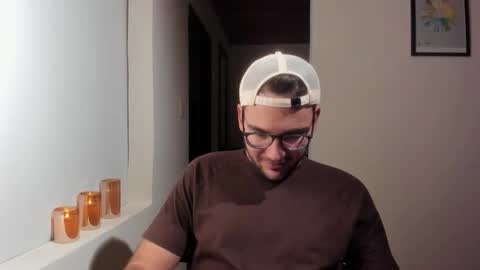 Snapshot of vito_ferrero chatting on November 3, 2025, 12:57 am Vito Ferrer online show from November 3, 2025, 12:57 am