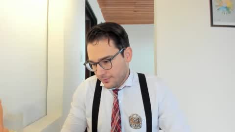 Snapshot of vito_ferrero chatting on November 7, 2025, 12:16 pm Vito Ferrer online show from November 7, 2025, 12:16 pm