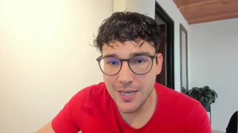 Snapshot of vito_ferrero chatting on November 20, 2025, 8:19 pm Vito Ferrer online show from November 20, 2025, 8:19 pm